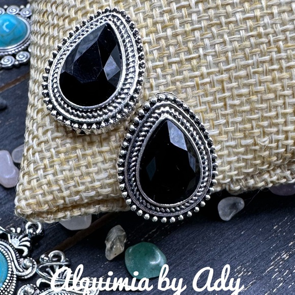 MAXIMALIST BLACK AND SILVER DROP STUD EARRINGS - Picture 1 of 1